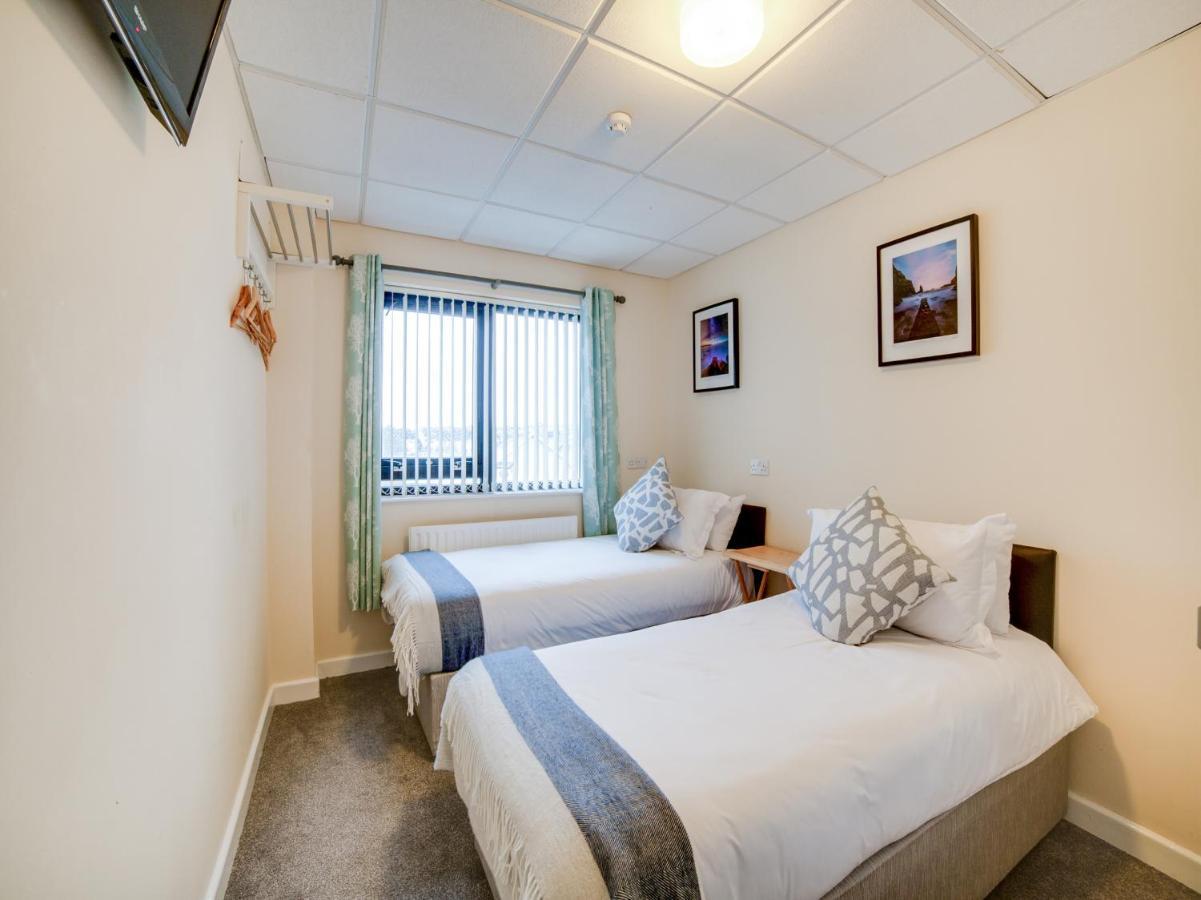 Rambler Travel Inn Portstewart Buitenkant foto